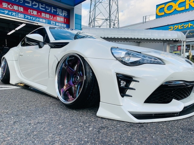 ◇TOYOTA 86 [ZN6] 用品取付 AIRFORCEJAPANエアーサスペンションキット