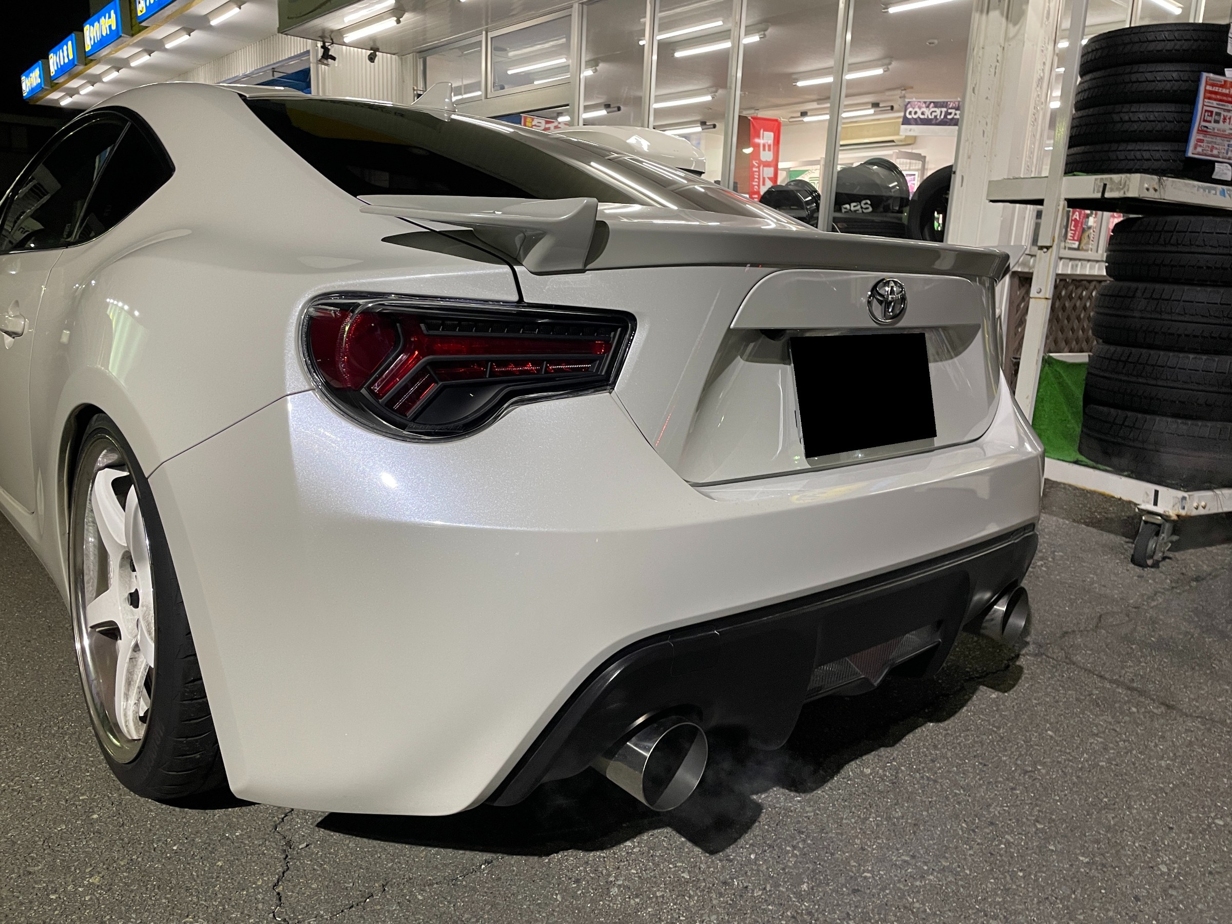 ☆人気のダックテール取り付け☆ | トヨタ 86（ZN6） エクステリア