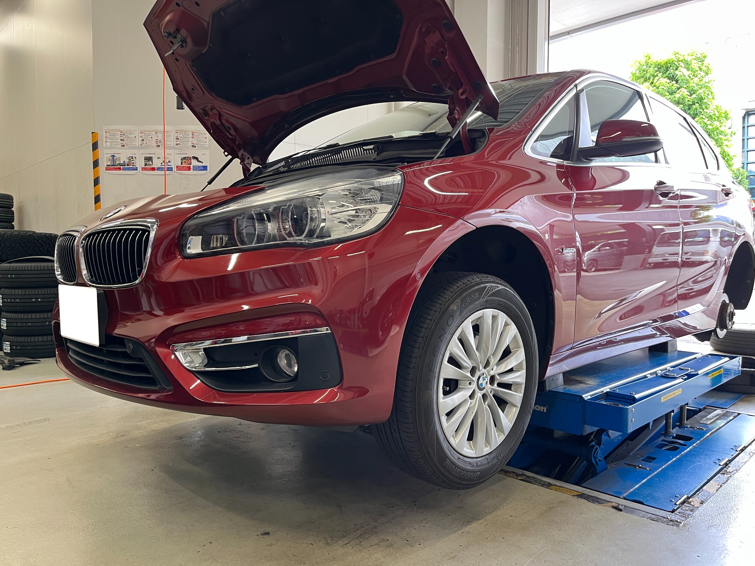 BMW F45 2シリーズ アクティブツアラー 低ダストブレーキパッド交換