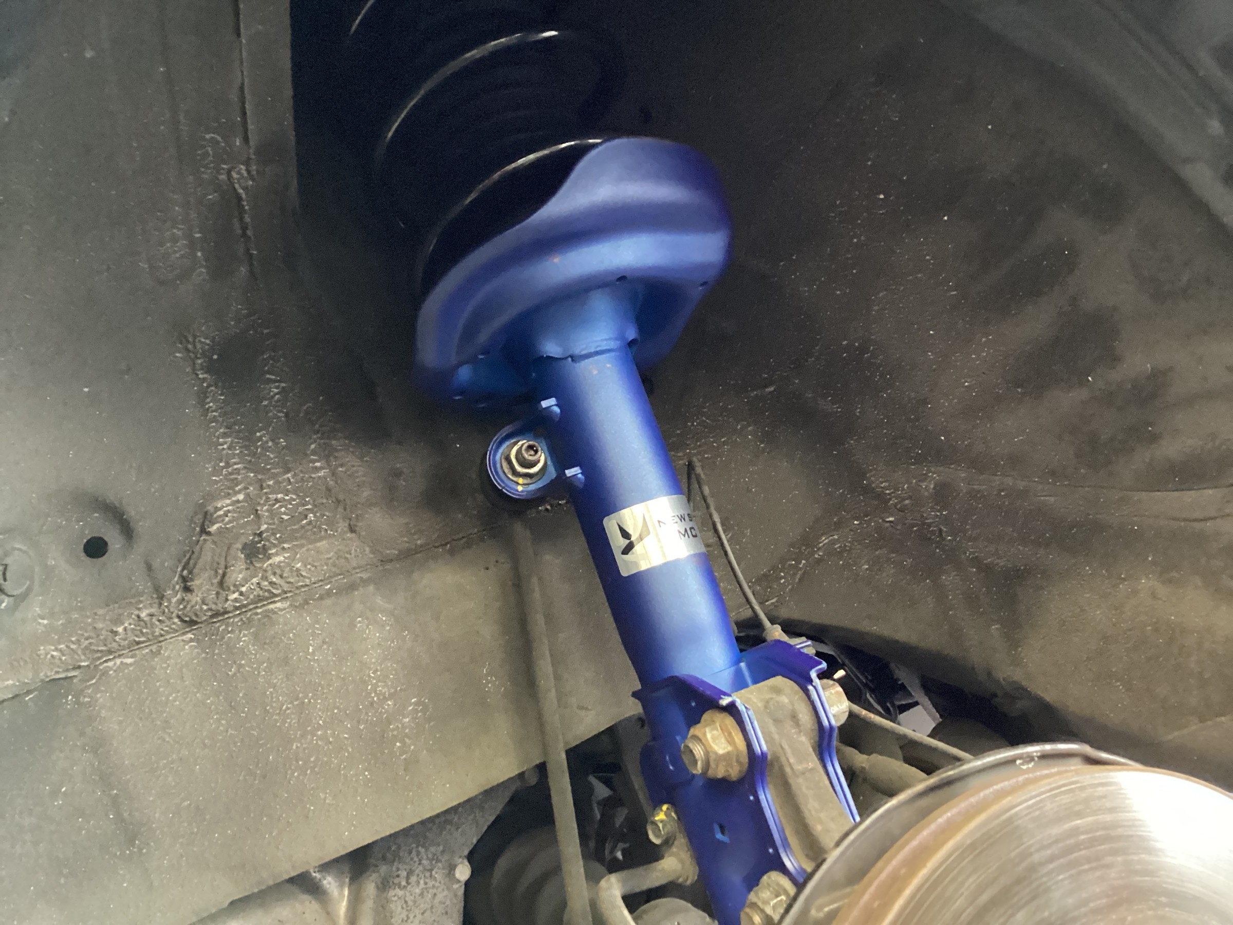 オデッセイ RC1 ショック交換します！ | ホンダ オデッセイ 足まわり