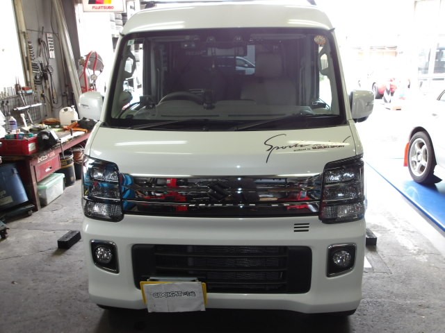 エブリイワゴン（DA17W）タナベ製車高調「サステック プロ CR」装着