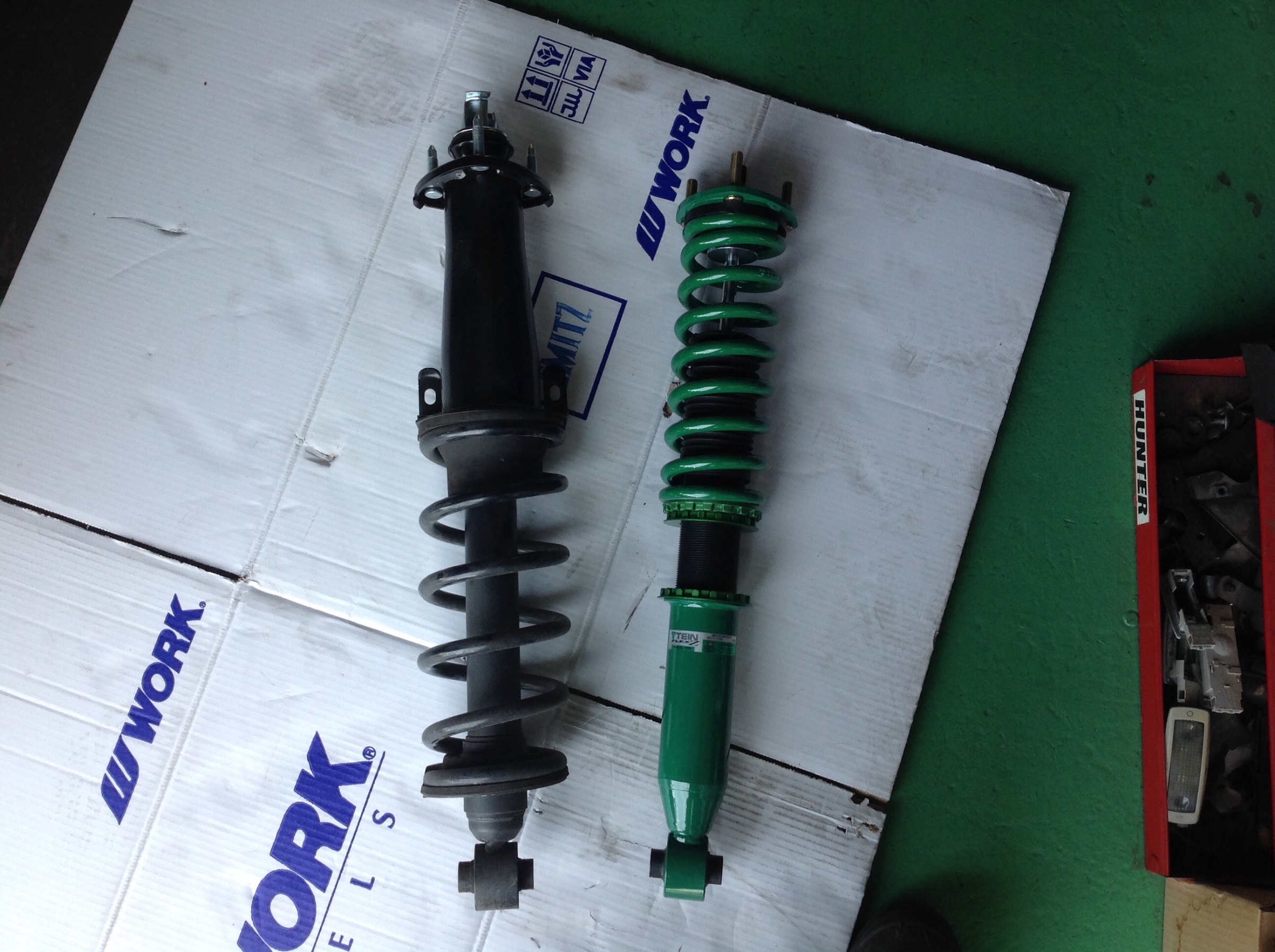 AWS210 クラウン アスリート ハイブリッドへTEIN FLEX Zを取り付け