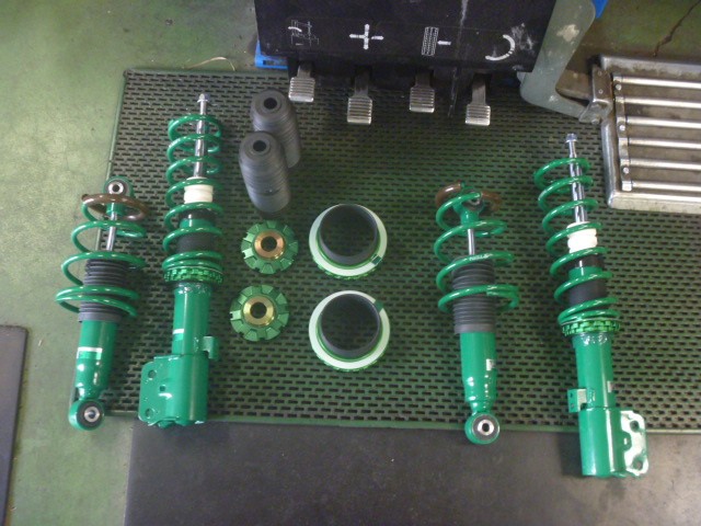 オッティに車高調を取り付け☆ | 日産 オッティ 足まわり