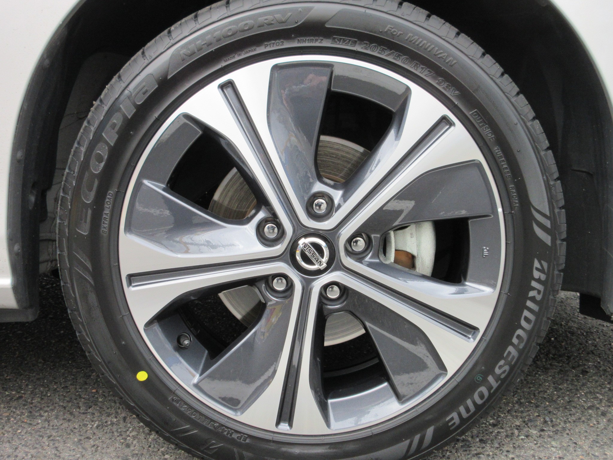 セレナ純正ホイールタイヤセット 送料無料】セレナ純正16インチ アルミホイールヨコハマタイヤ4本セット