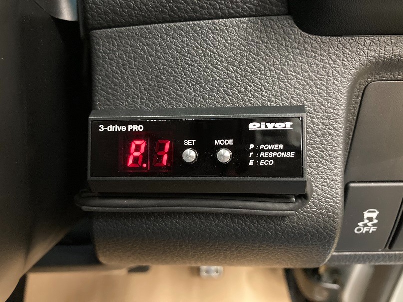 ホンダ ヴェゼル 【 スロコン＆IGNコイル交換 】作業紹介♪♪ | ホンダ