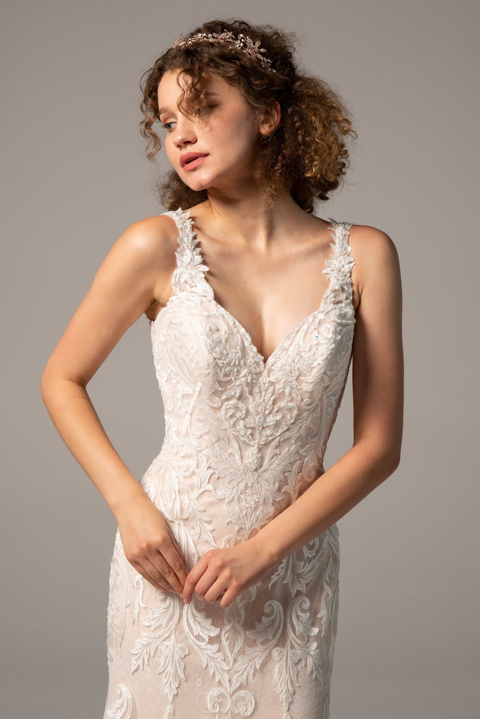 CW2375 詳細 | ウェディングドレスを格安で探すならCOCOMELODY