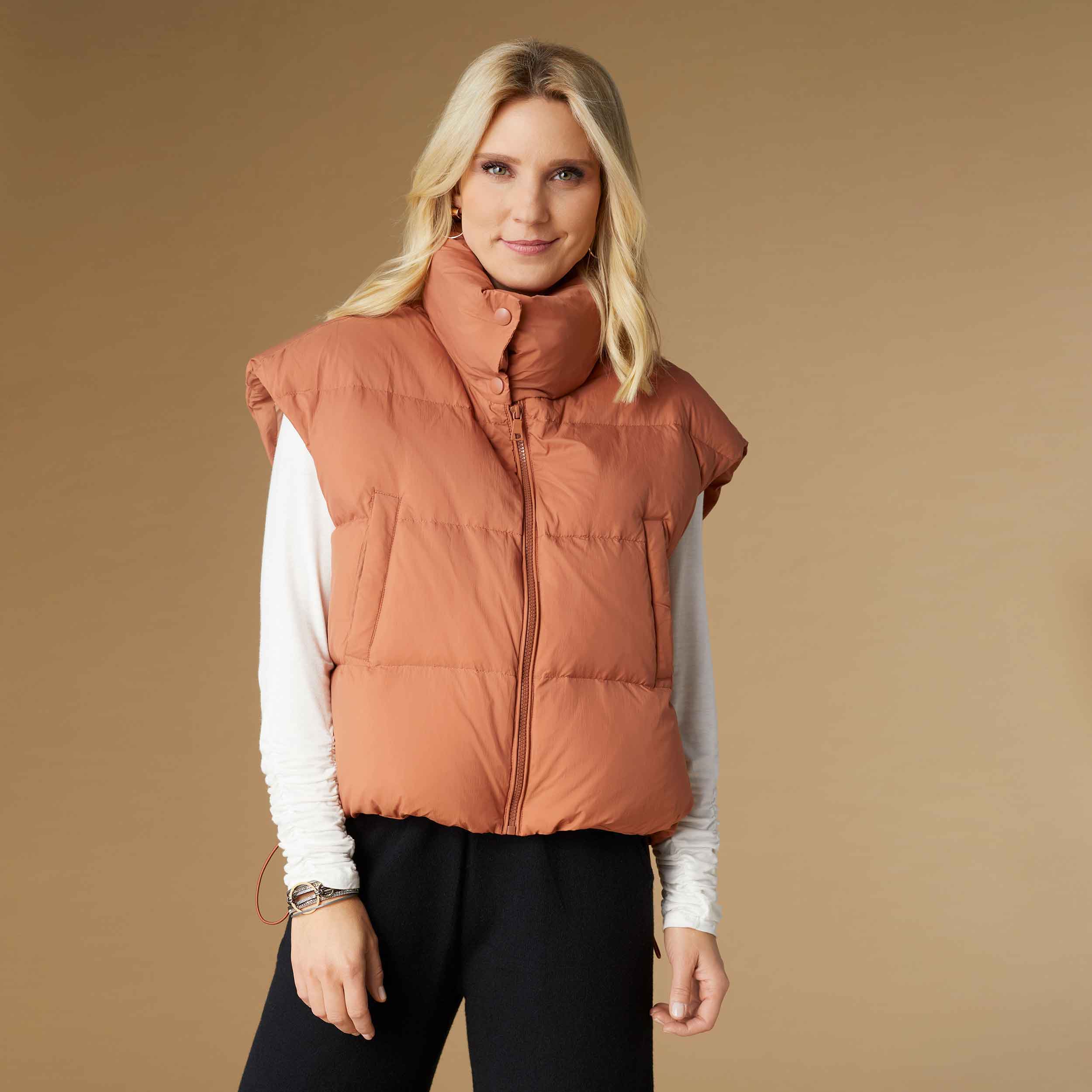 Jana Chunky Down Vest with Cinched Bottom - Final Sale – COCO + CARMEN