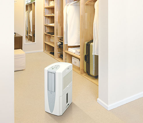 どこでもクーラー｜冷風・衣類乾燥除湿機｜株式会社コロナ