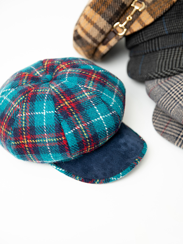 この秋は「チェック」が有能すぎる！帽子通販｜CA4LA公式