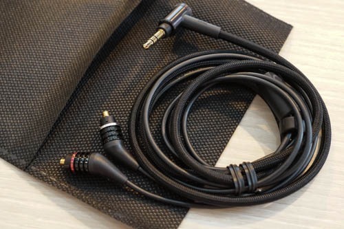 ソニー純正ケーブル「MUC-M12SM1」を、改造して4極ケーブル（ZX2専用