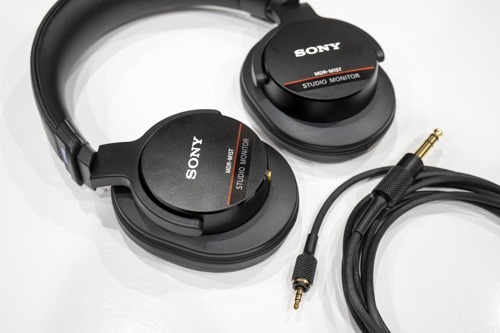 ハイレゾ対応スタジオモニターヘッドホン「MDR-M1ST」がやってきた