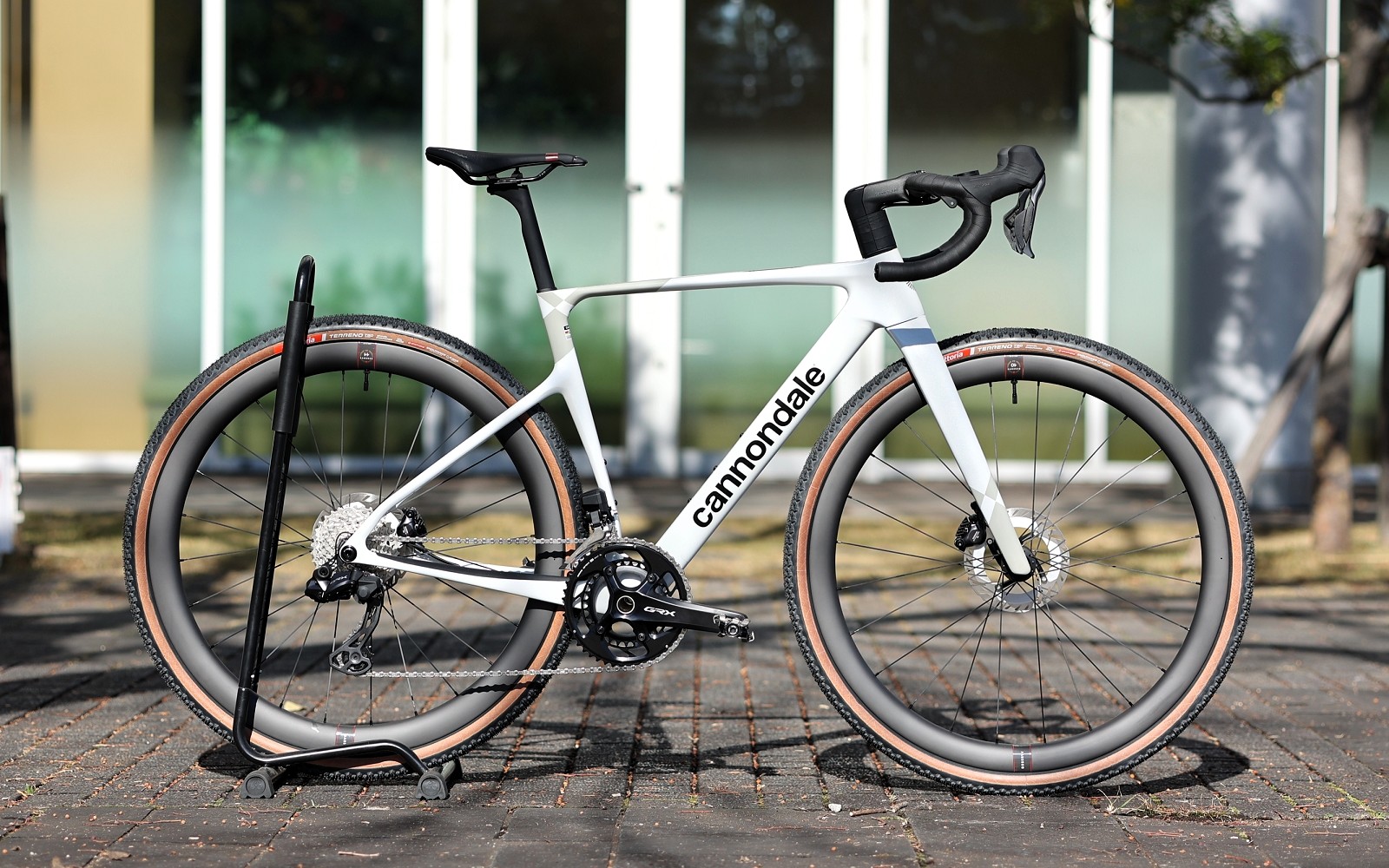 SuperX Carbon 2のご紹介 | キャノンデール横浜