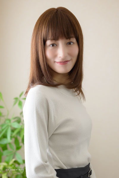 カプリスウィッグ｜人毛ウィッグ エレガントなナチュラルストレート