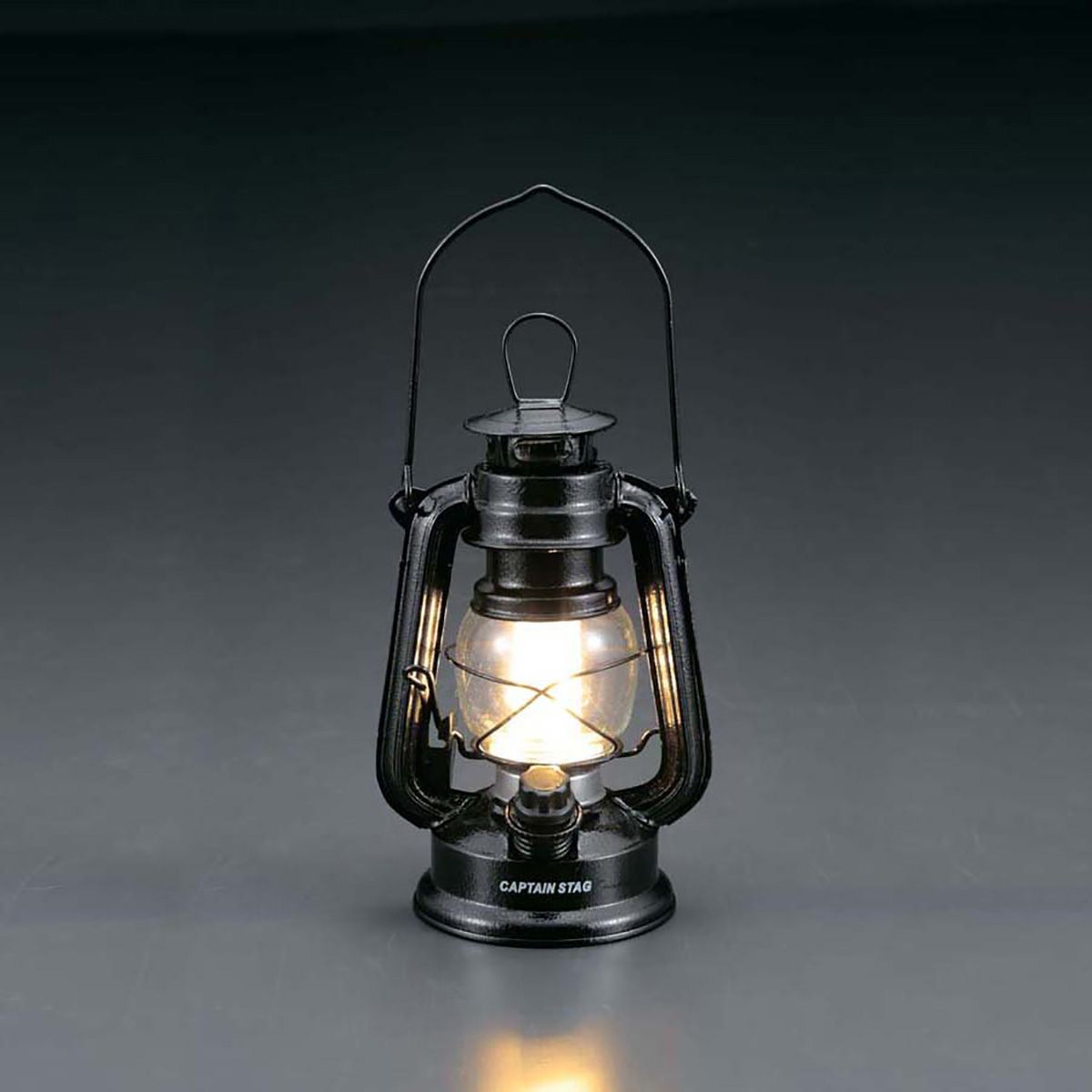アンティーク暖色LEDランタン（ハンマートン ブラック） - アウトドア