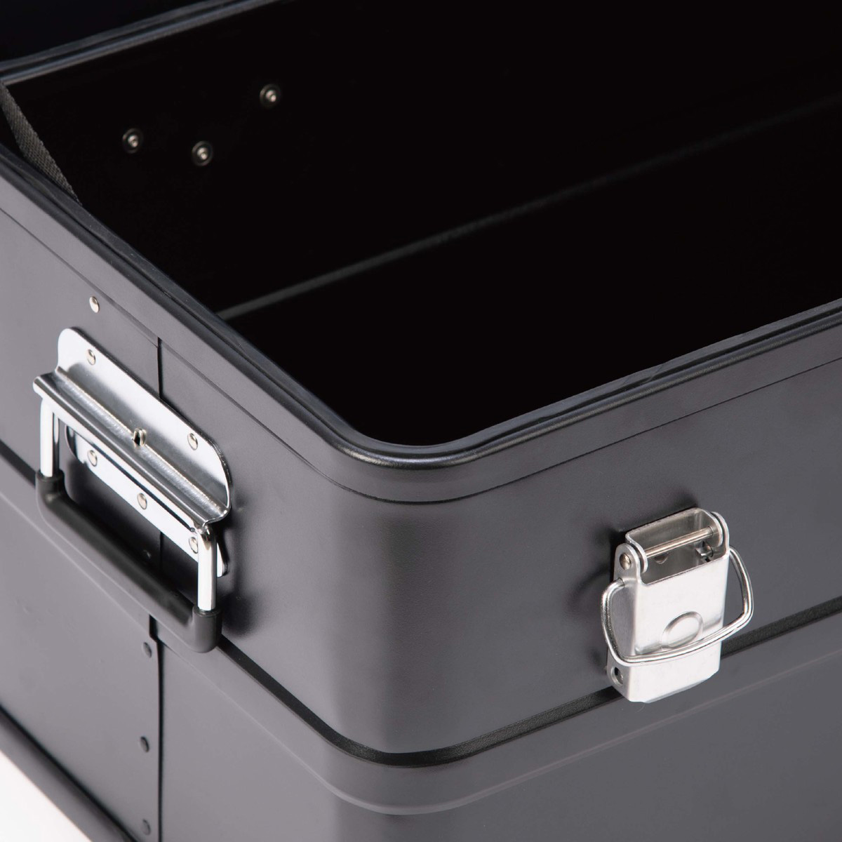 ブラック アルミコンテナボックス 50L - アウトドア・キャンプ用品