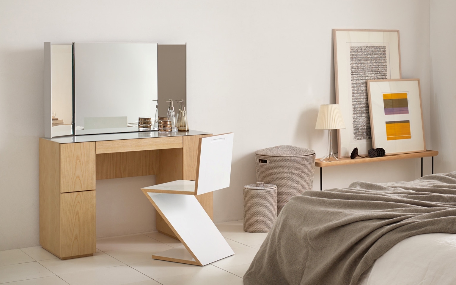 IXC (イクスシー) MAKE UP メイクアップ ドレッサー ﾌﾞﾗｯｸｳｫｰﾙﾅｯﾄ