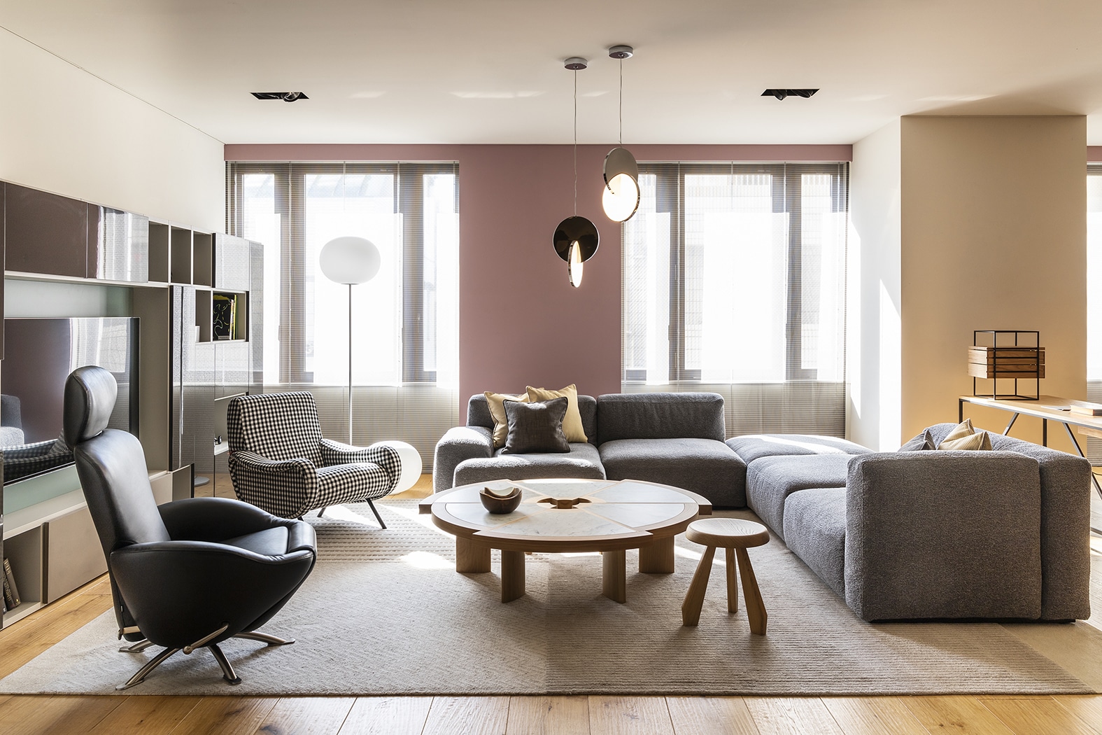 529 RIO（リオ ローテーブル）Cassina | カッシーナ・イクスシー