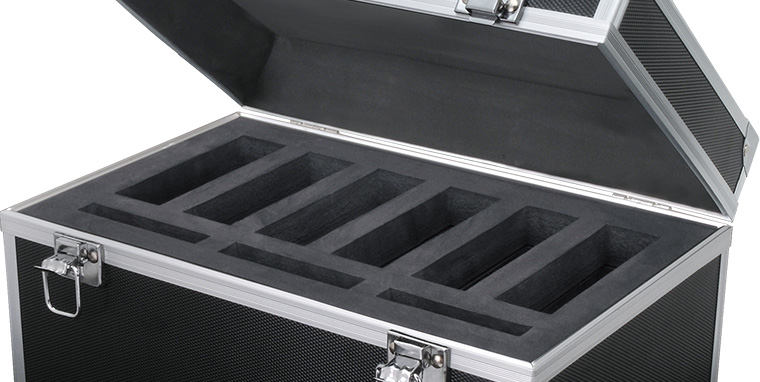 裸族のハードなケース 【3.5インチHDD×6台＋2.5インチHDD/SSD×3台収納