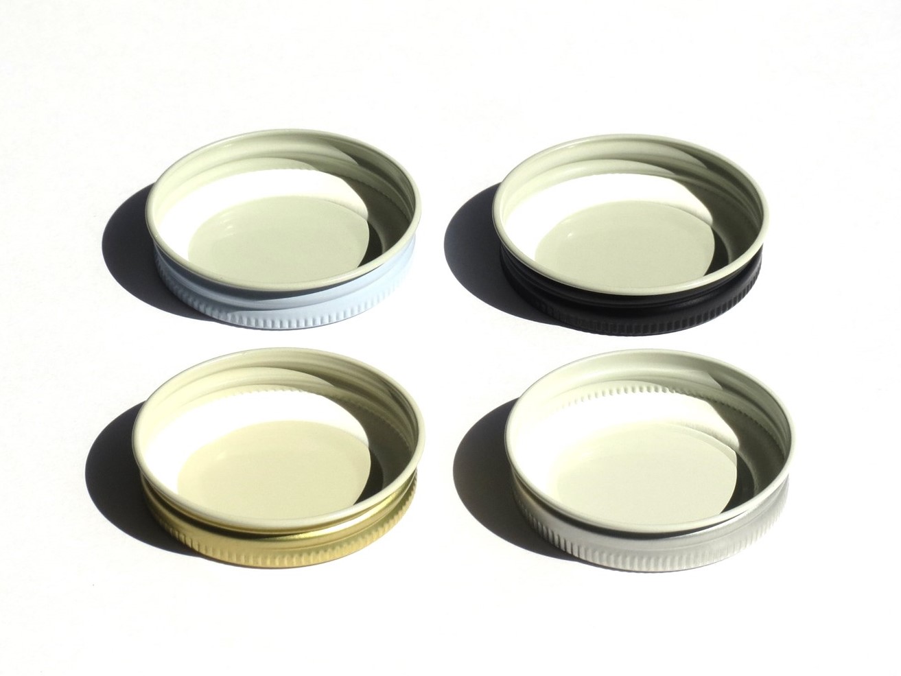 食べるラー油の瓶として人気の150ml六角保存瓶です。