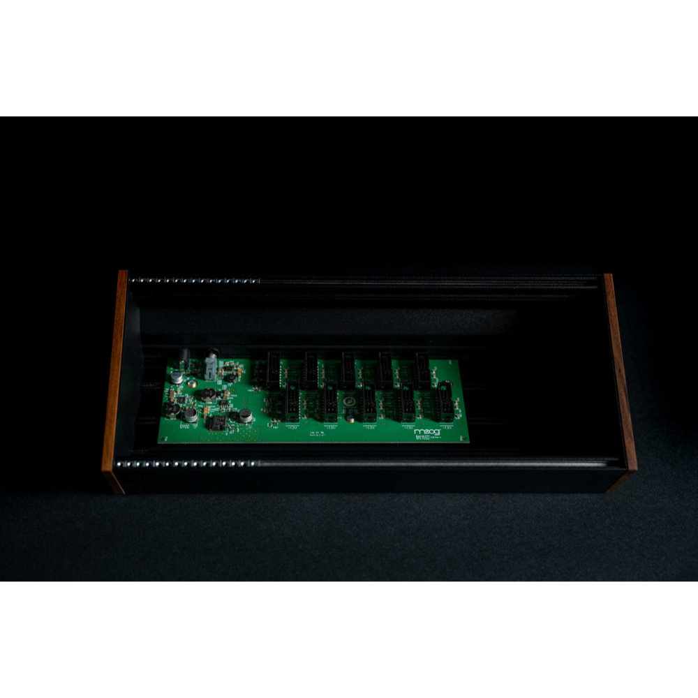 moog 60HP Powered Eurorack Case ユーロラックケース(モーグ パワード
