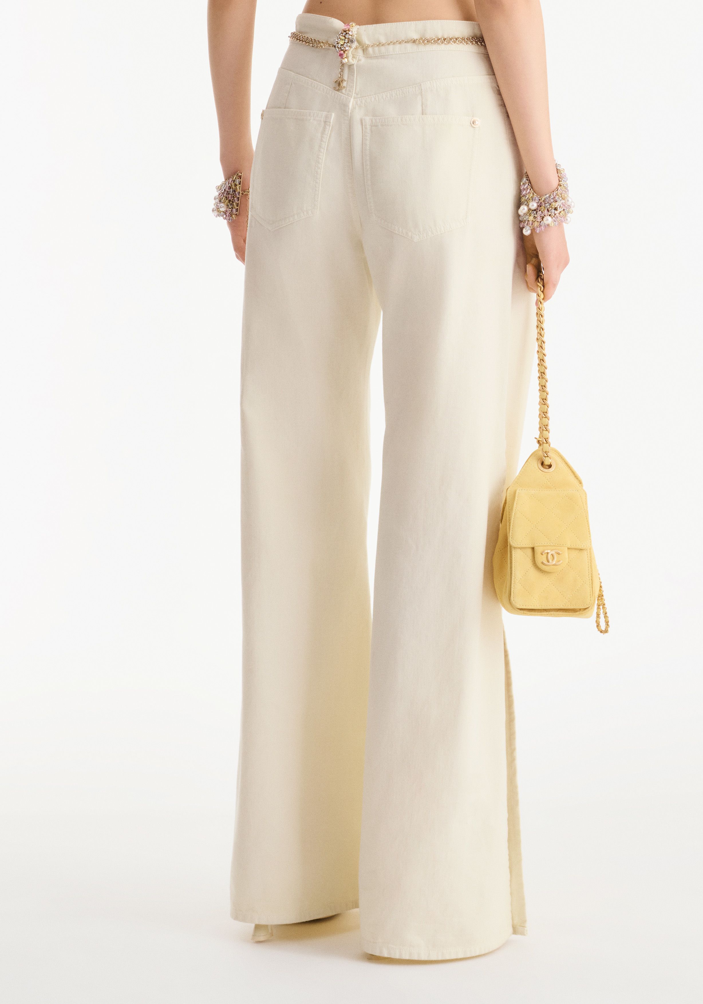 パンツ - デニム、ライトイエロー、ピンク & イエロー — ファッション