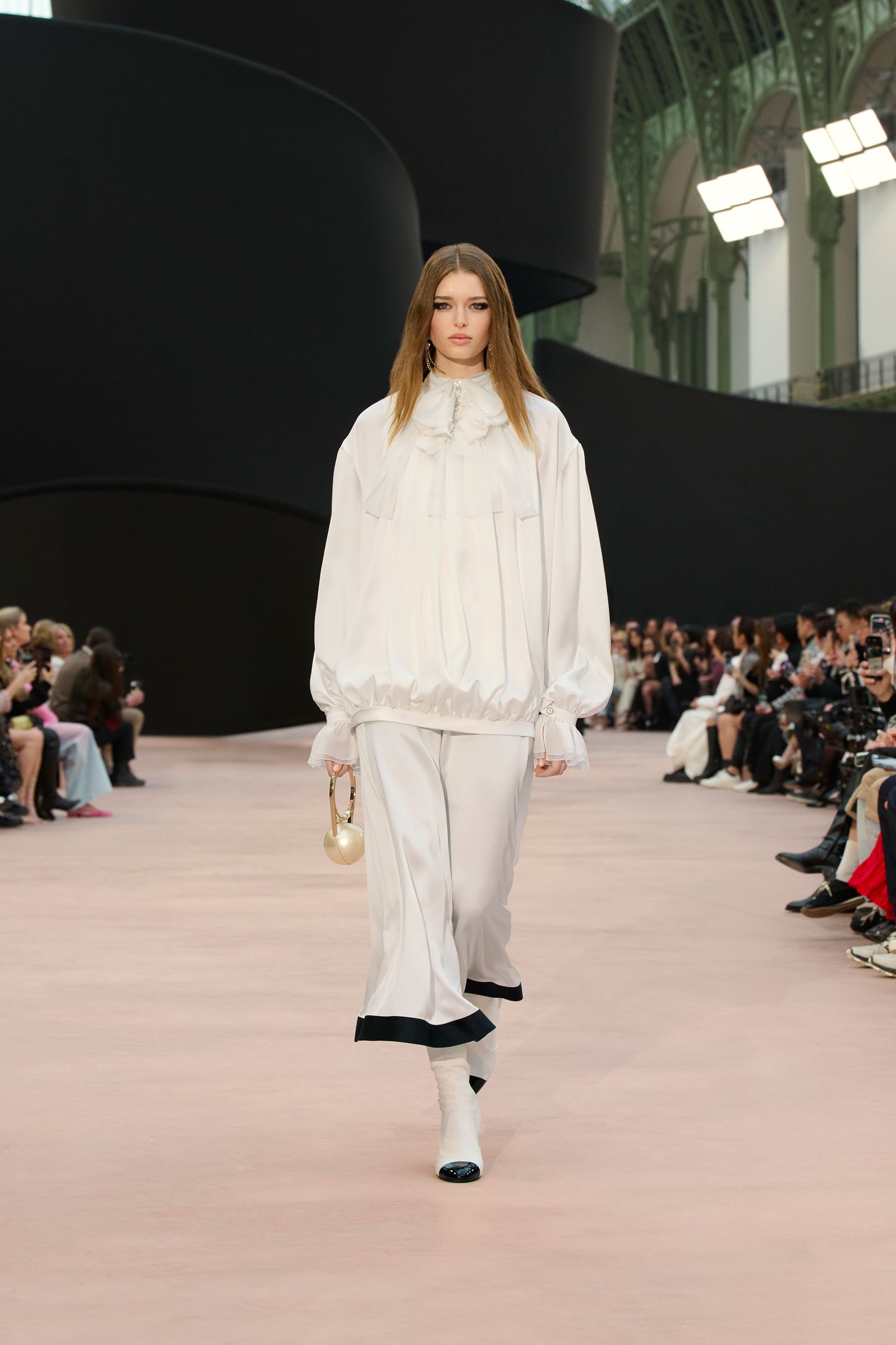 ロングスリーブ ブラウス - コスチューム パール エンブロイダリー