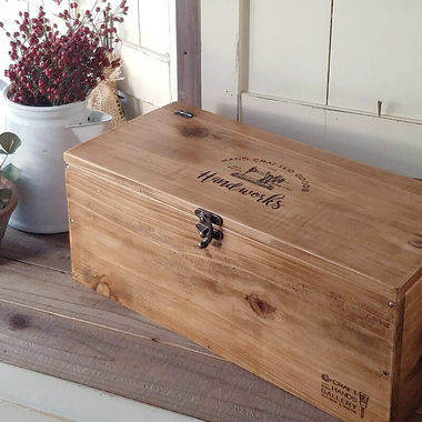 vintage_Wooden_toolbox_M_tbm1.jpg