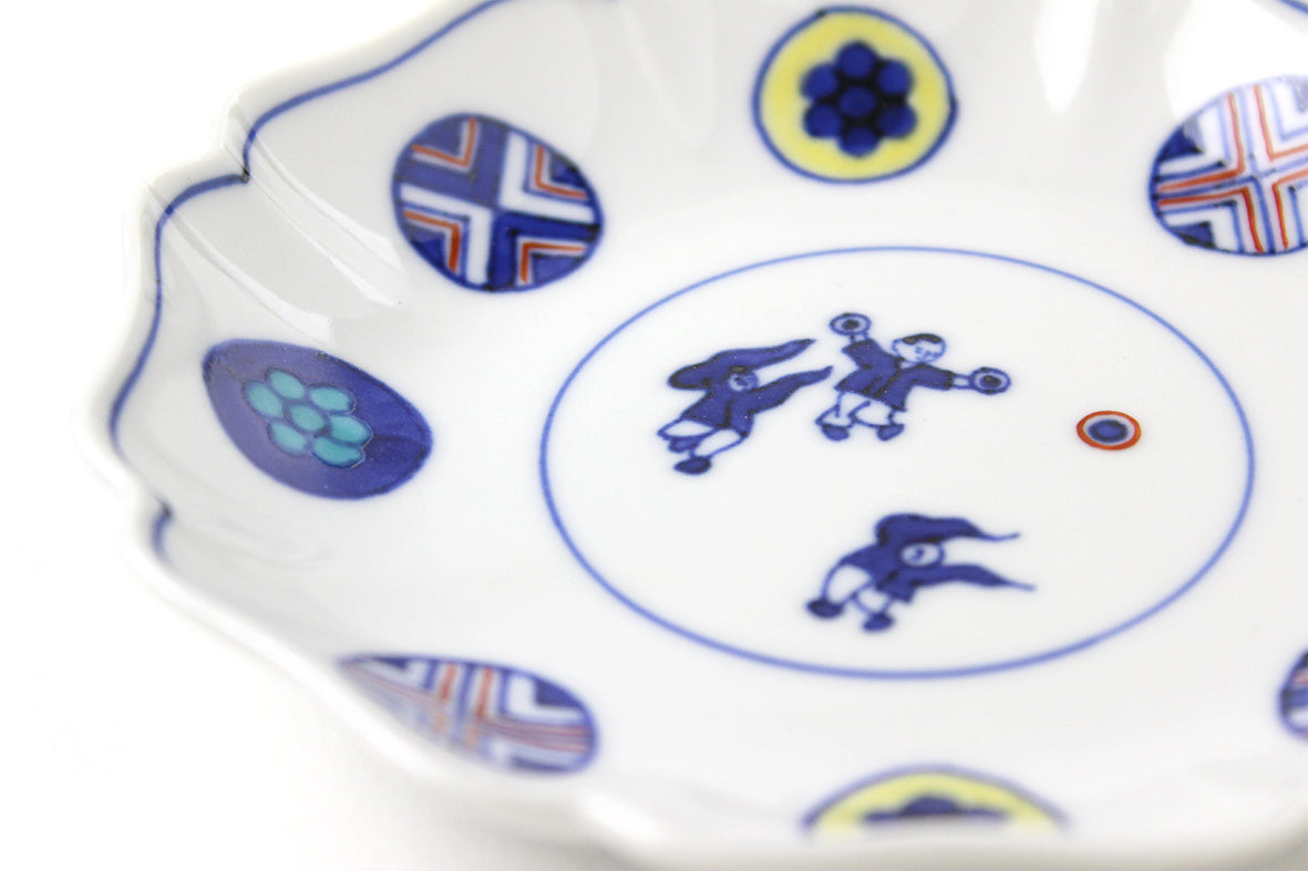 花型皿小 丸紋遊童子 – 上出長右衛門窯オンラインショップ