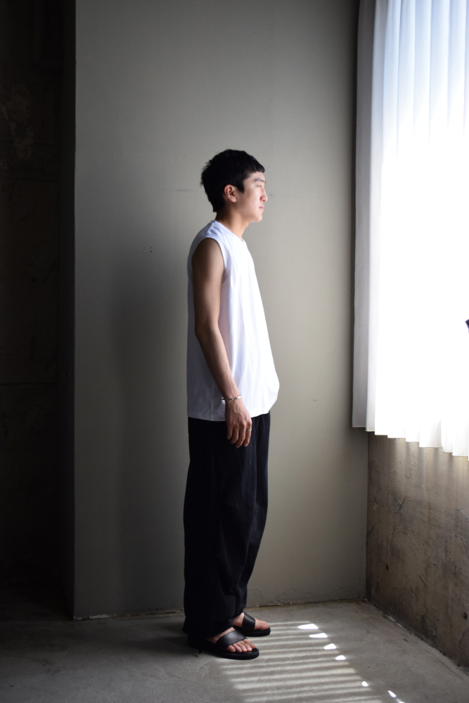 COMOLI (コモリ) コットンジャージ ノースリーブ [WHITE]