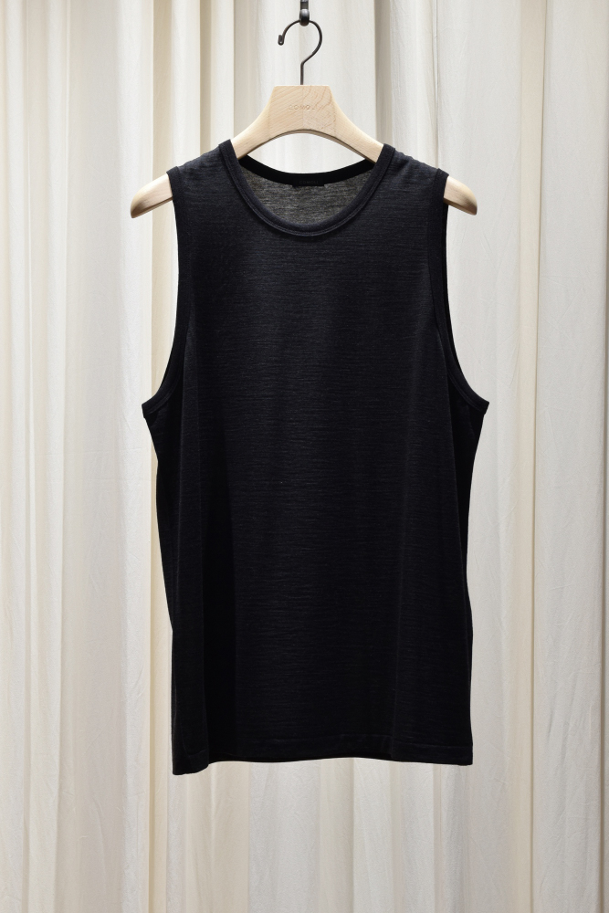 COMOLI (コモリ) サマーウール タンクトップ [CHARCOAL]