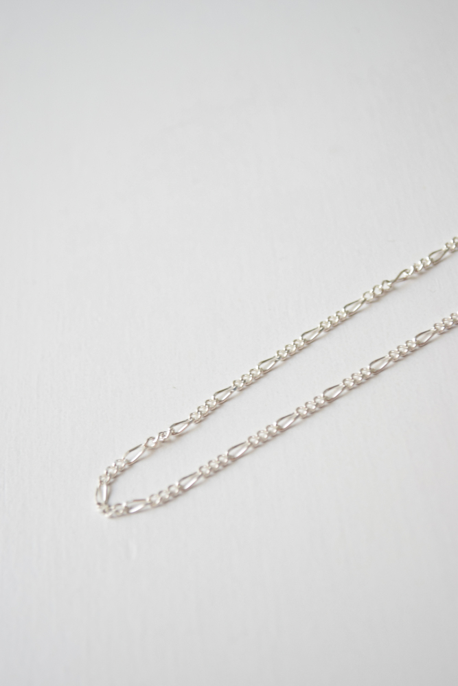 ERA. (イーラ) TWNKL FGR NECKLESS