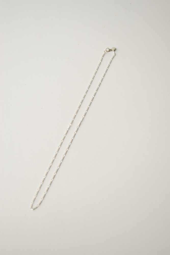 ERA. (イーラ) TWNKL FGR NECKLESS