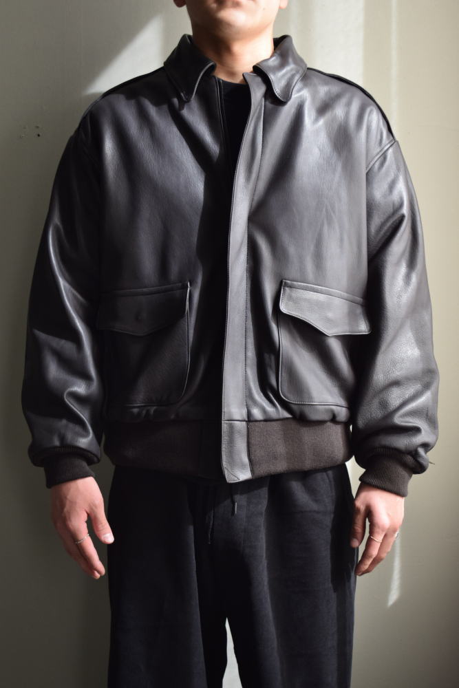 COMOLI (コモリ) シープスキン A-2ジャケット [BROWN]