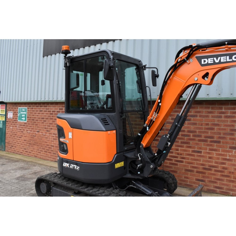 DEVELON DX27Z-7, Mini Excavator - Used Machines from CJ Leonard