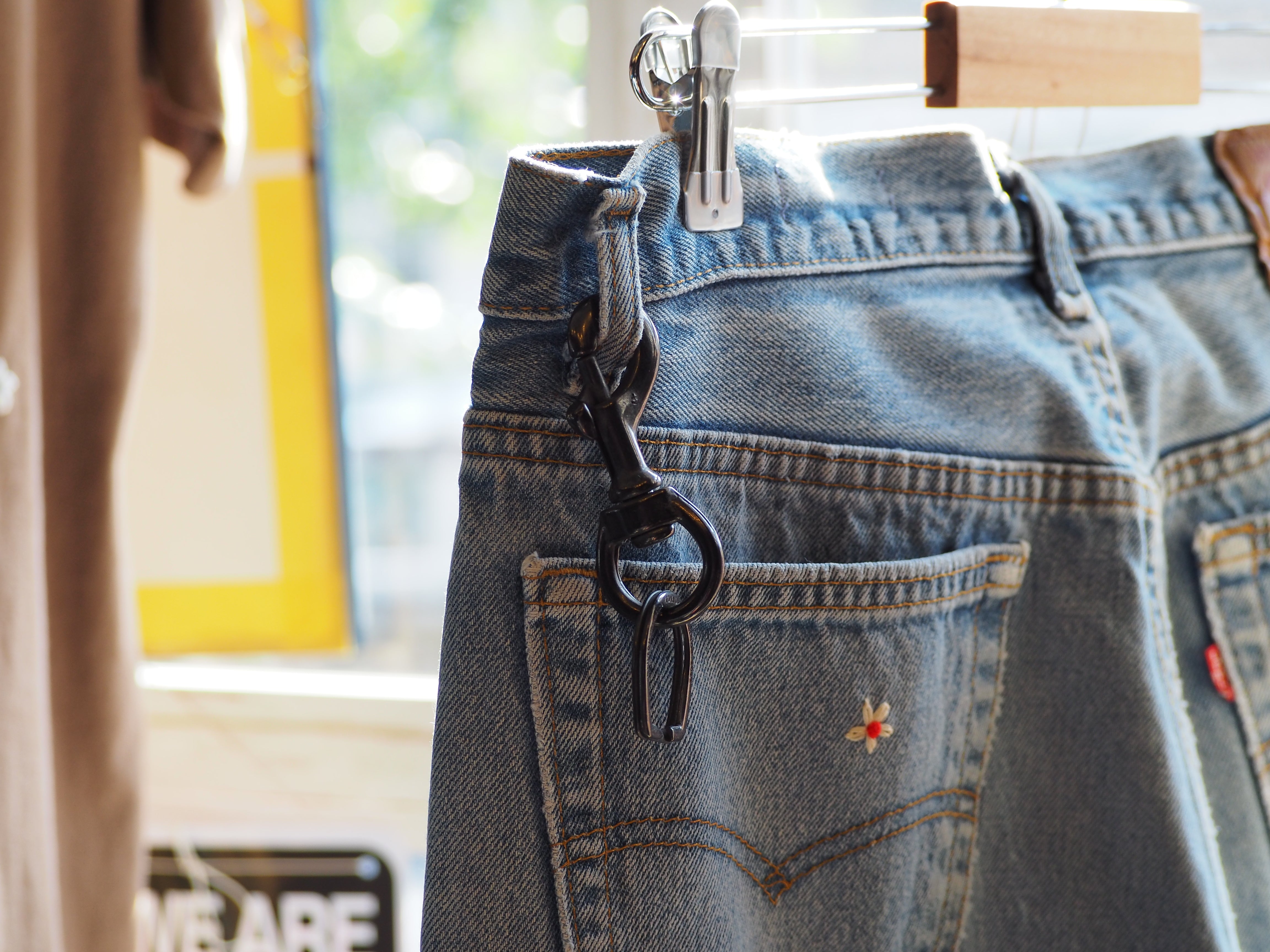 CLUTCH CAFE LONDON ホースシューキーリング ブラックニッケル