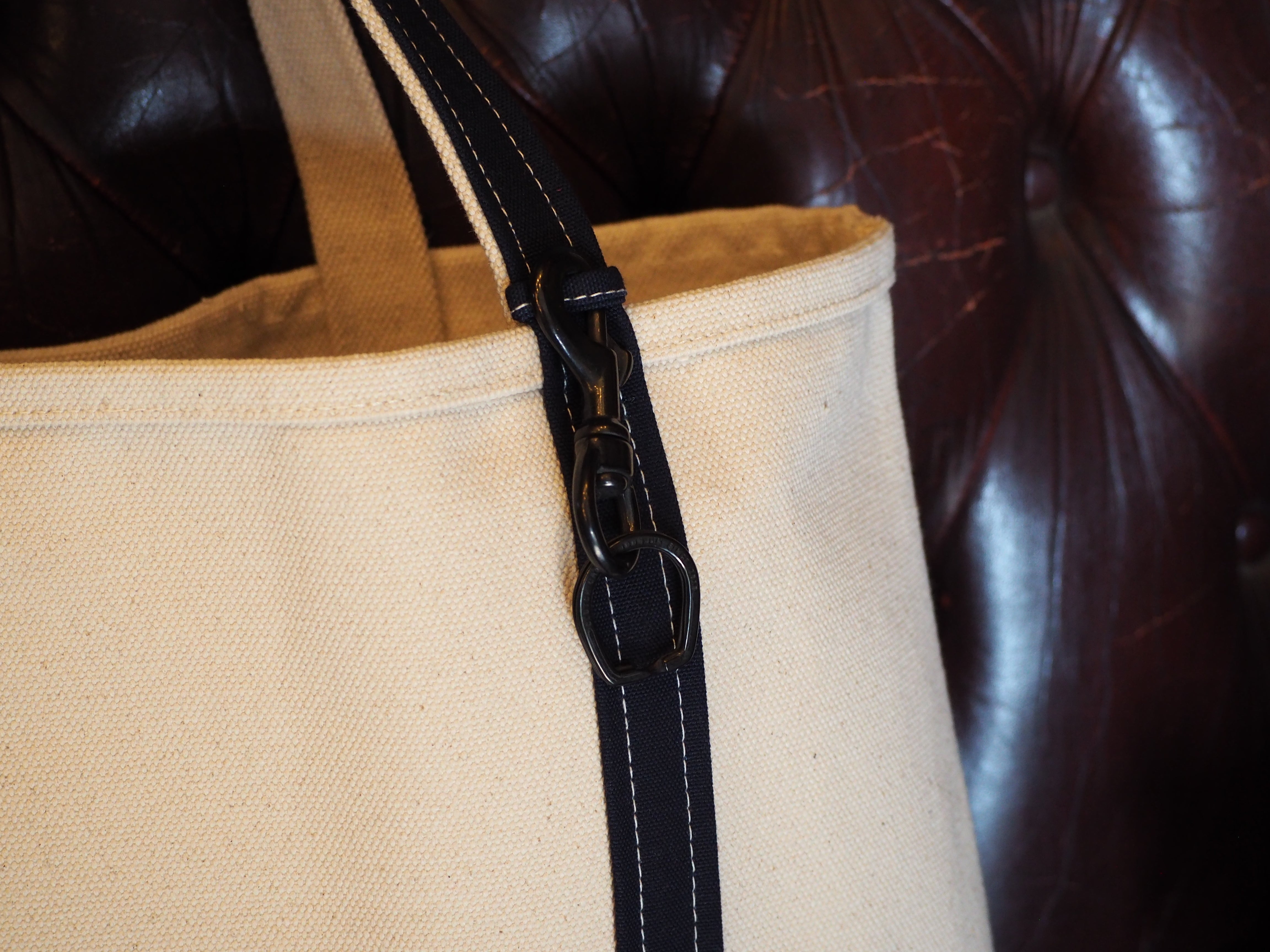 CLUTCH CAFE LONDON ホースシューキーリング ブラックニッケル