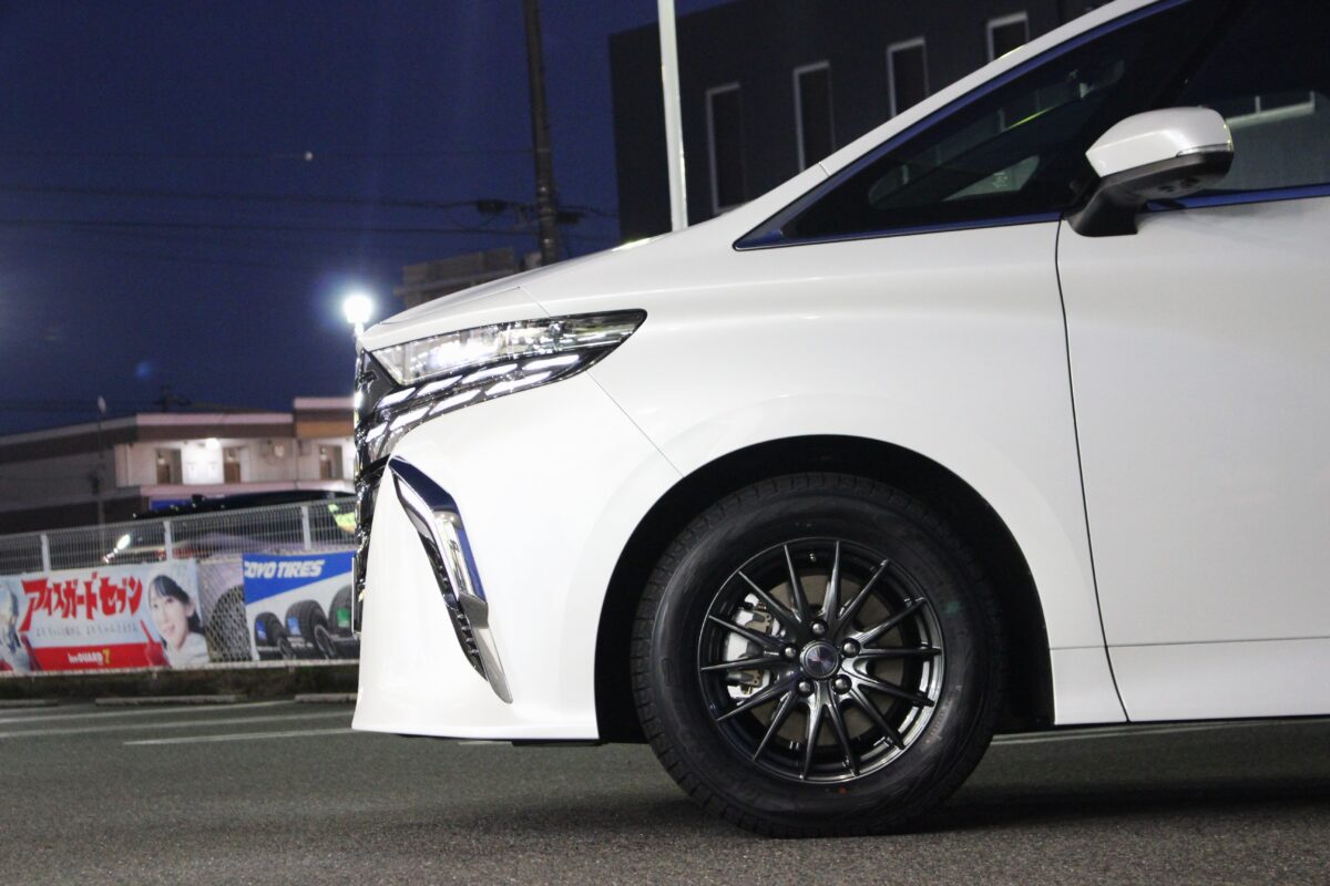 40アルファード/40ヴェルファイアのスタッドレスはクラフト一宮店まで