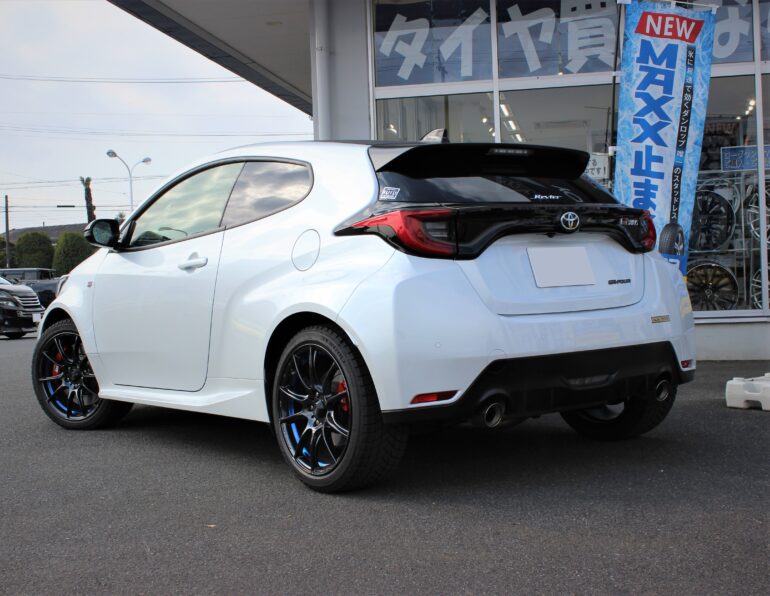 GRヤリス RZ にウェッズスポーツSA25RとミシュランX ICE SNOW装着