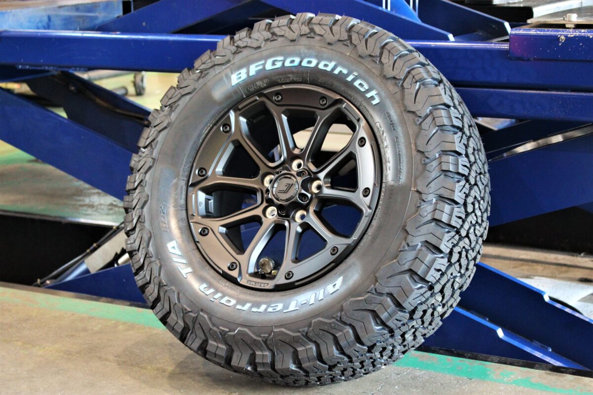 JKラングラーに ジェップセンMJCR#216！17インチ 背面セット含む5本