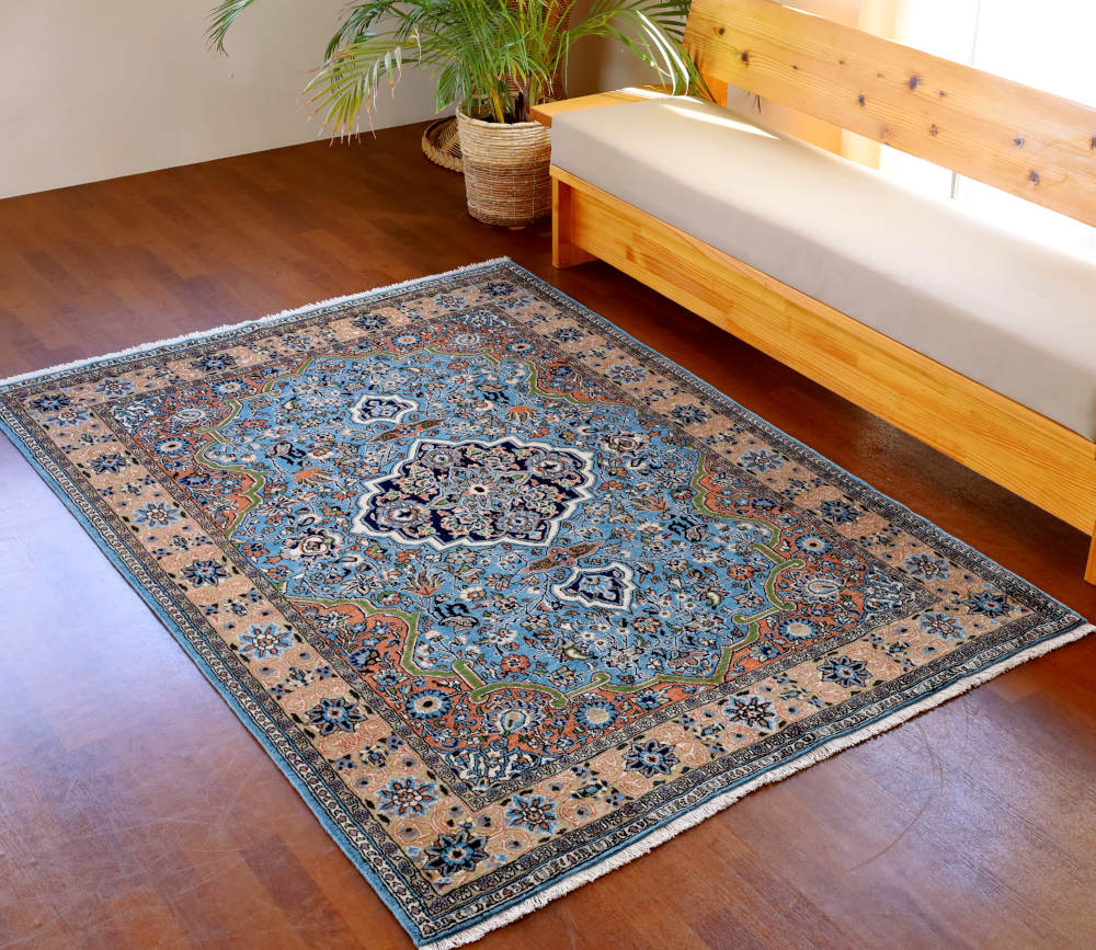 ペルシャ絨毯 シャーレザー産／手織りラグの店 クラフトワーク