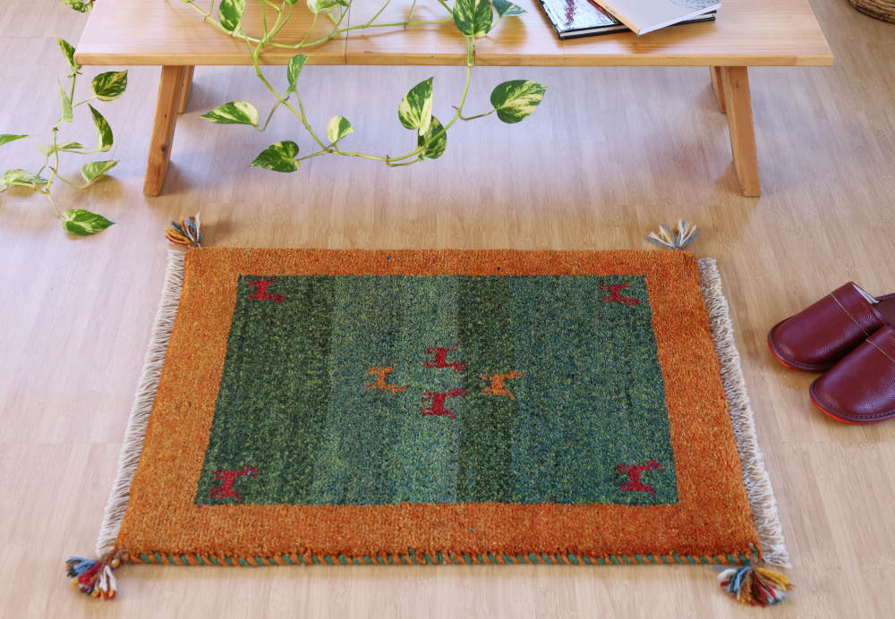 ギャッベ玄関マット（幅80cm） イラン産 手織り 70×51cm cg21498