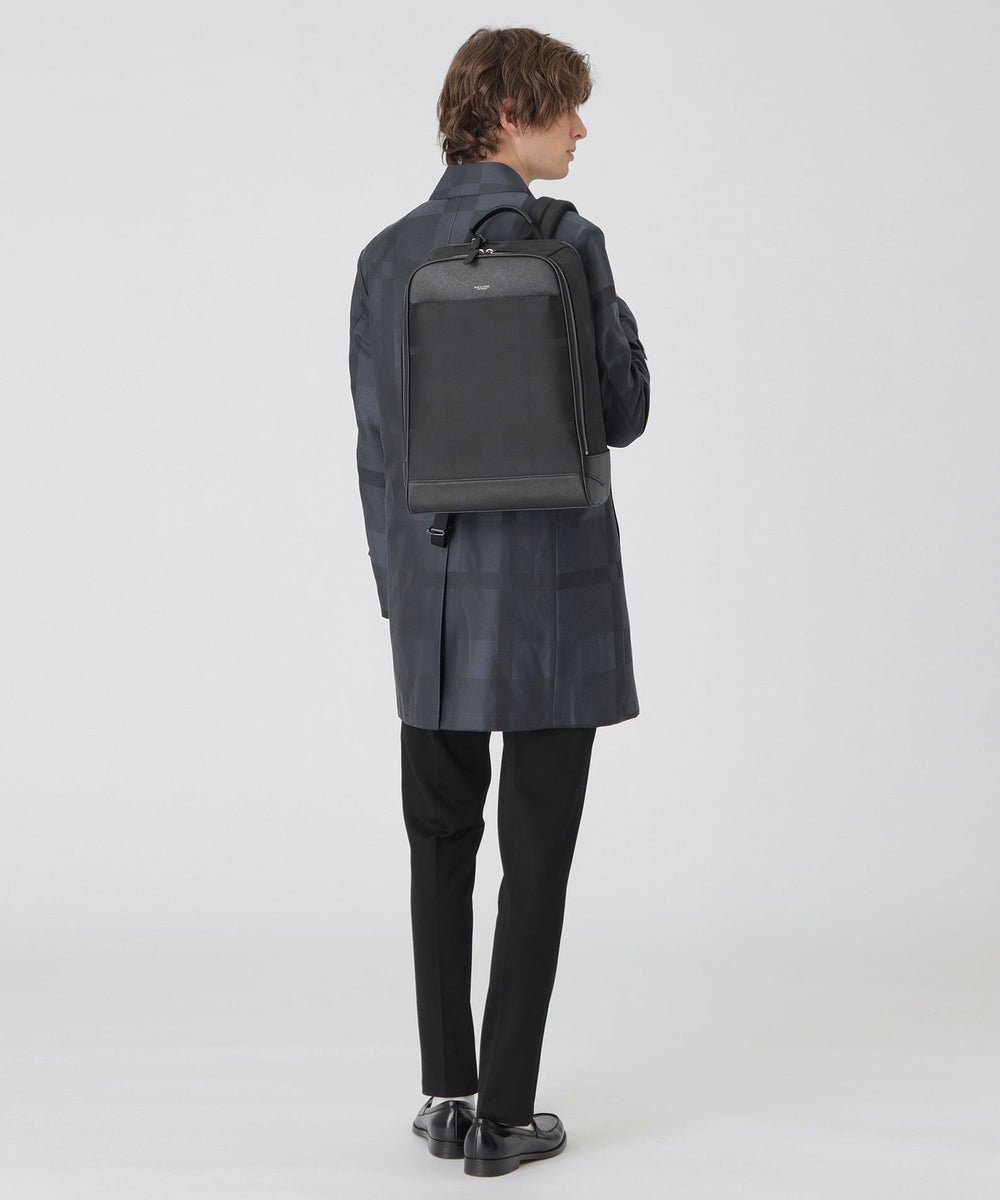 シャドークレストブリッジチェックスクウェアバックパック（バッグ