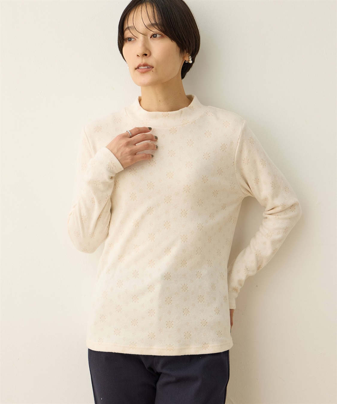 シアバタージャガードハイネックプルオーバー【吸湿発熱】 DECOY