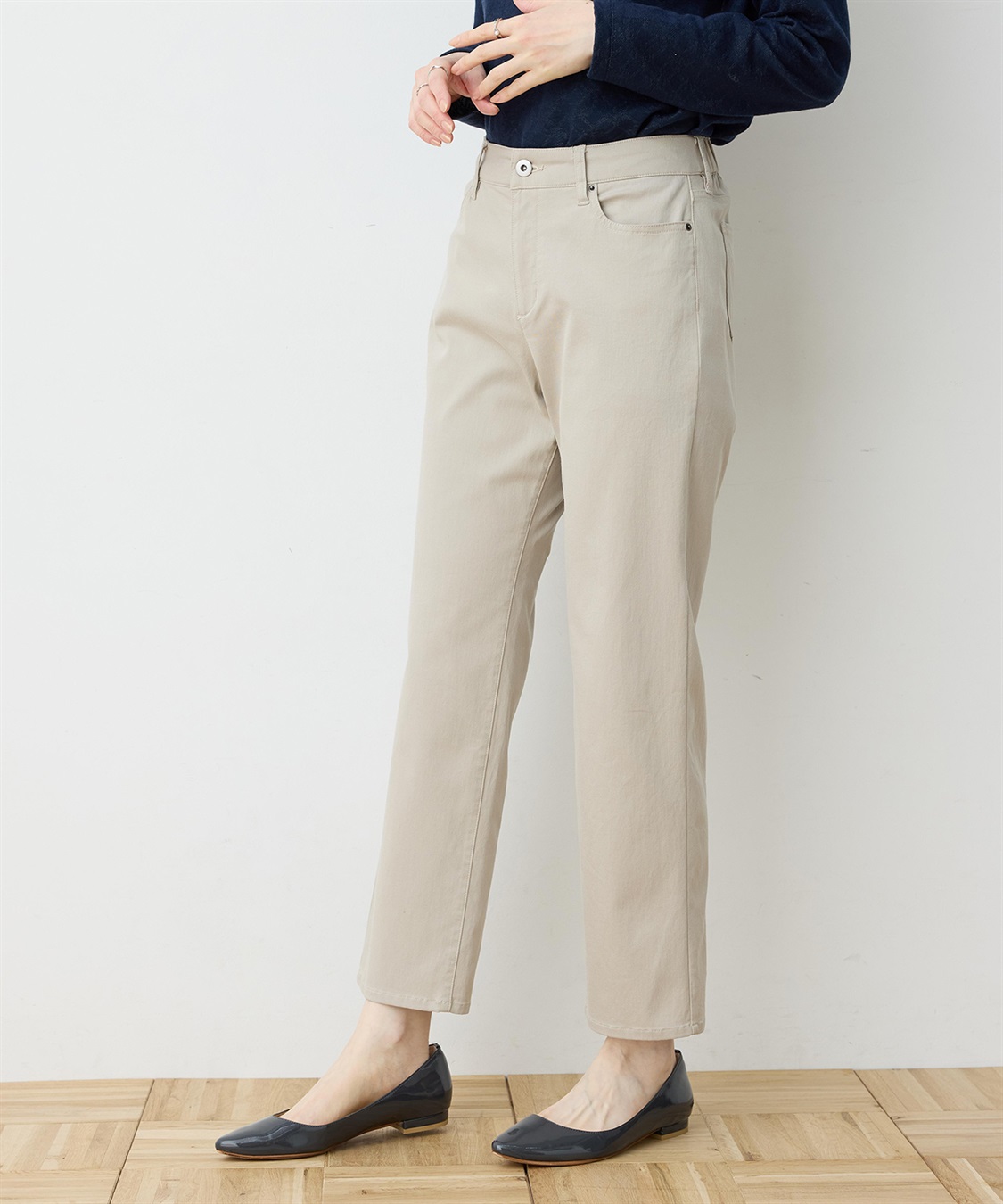 ストレッチストレートパンツ【接触冷感】 DECOY｜クロスプラス公式通販