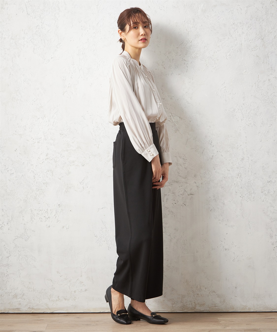 プリントギャザーブラウス Petit Honfleur｜クロスプラス公式通販サイト