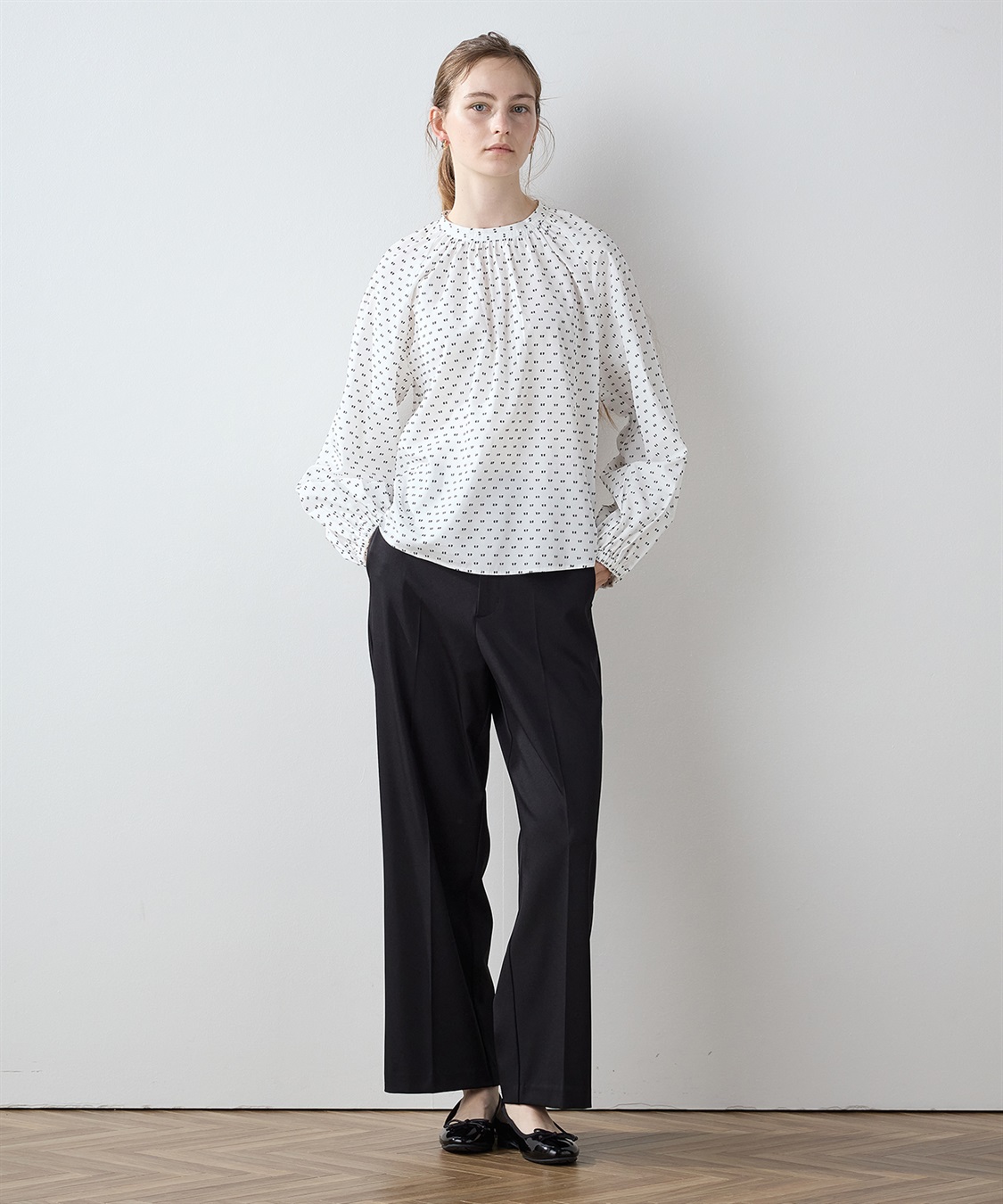 ギャザーネック ブラウス LE SOUK HOLIDAY｜クロスプラス公式通販サイト