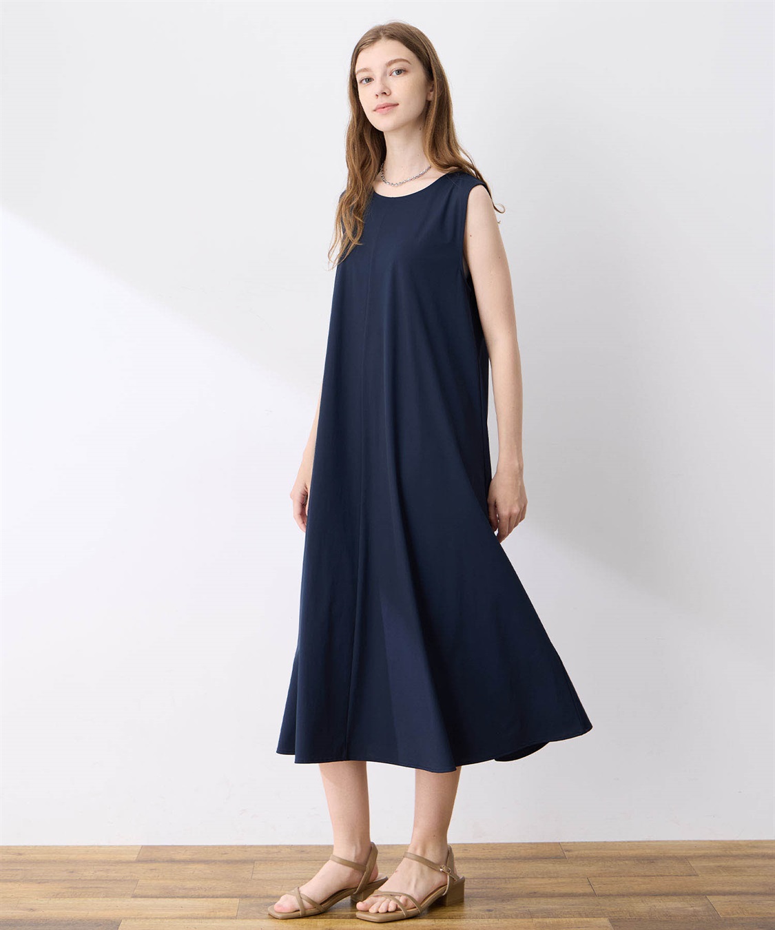 接触冷感】超冷感ノースリーブワンピース LE SOUK HOLIDAY｜クロス