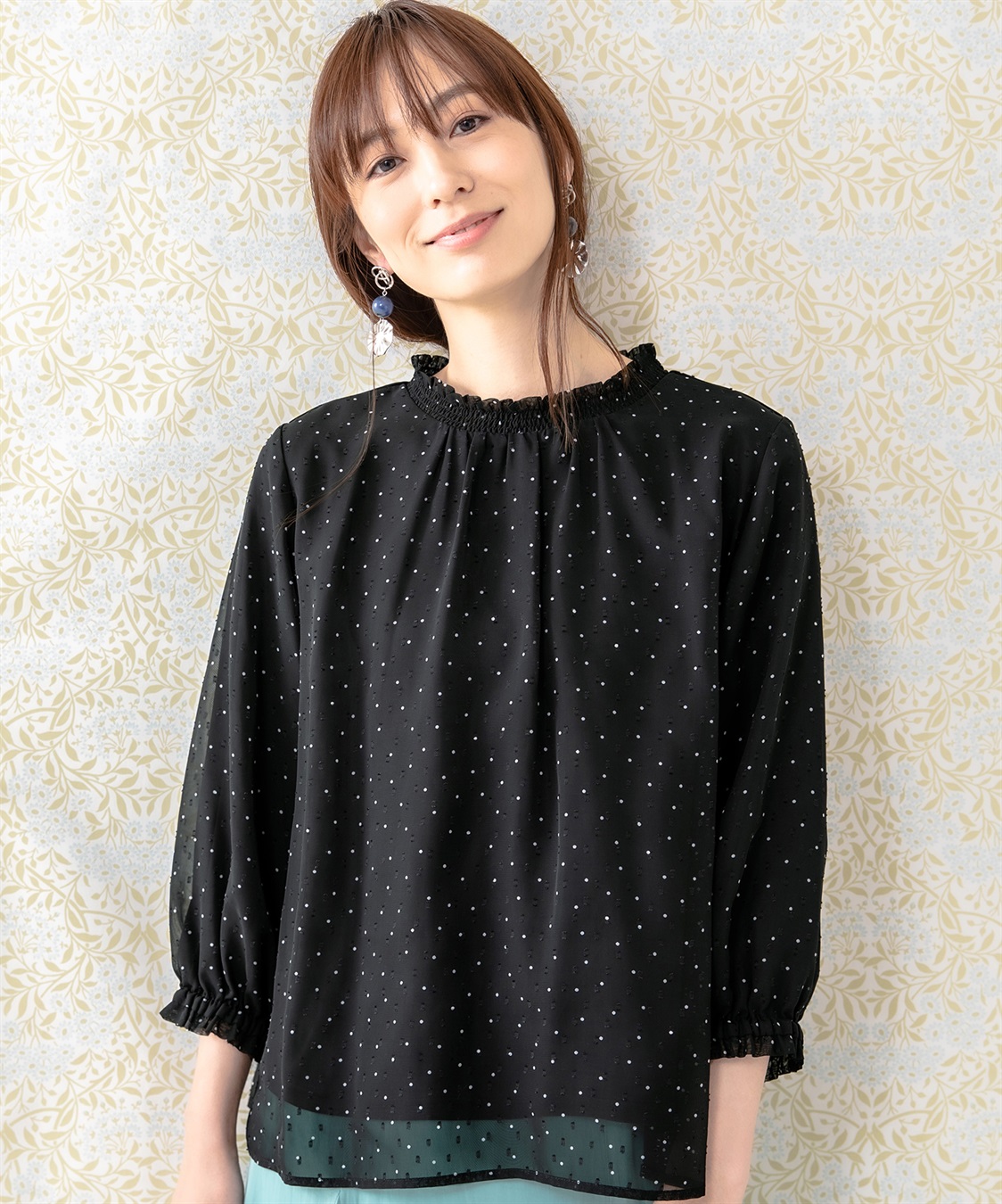 シフォンドットプリントブラウス Petit Honfleur｜クロスプラス公式