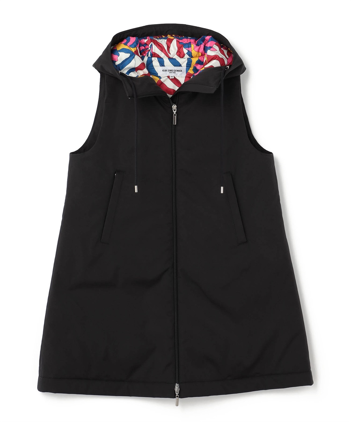 フードつき中綿ベスト 49AV JUNKO SHIMADA｜クロスプラス公式通販サイト