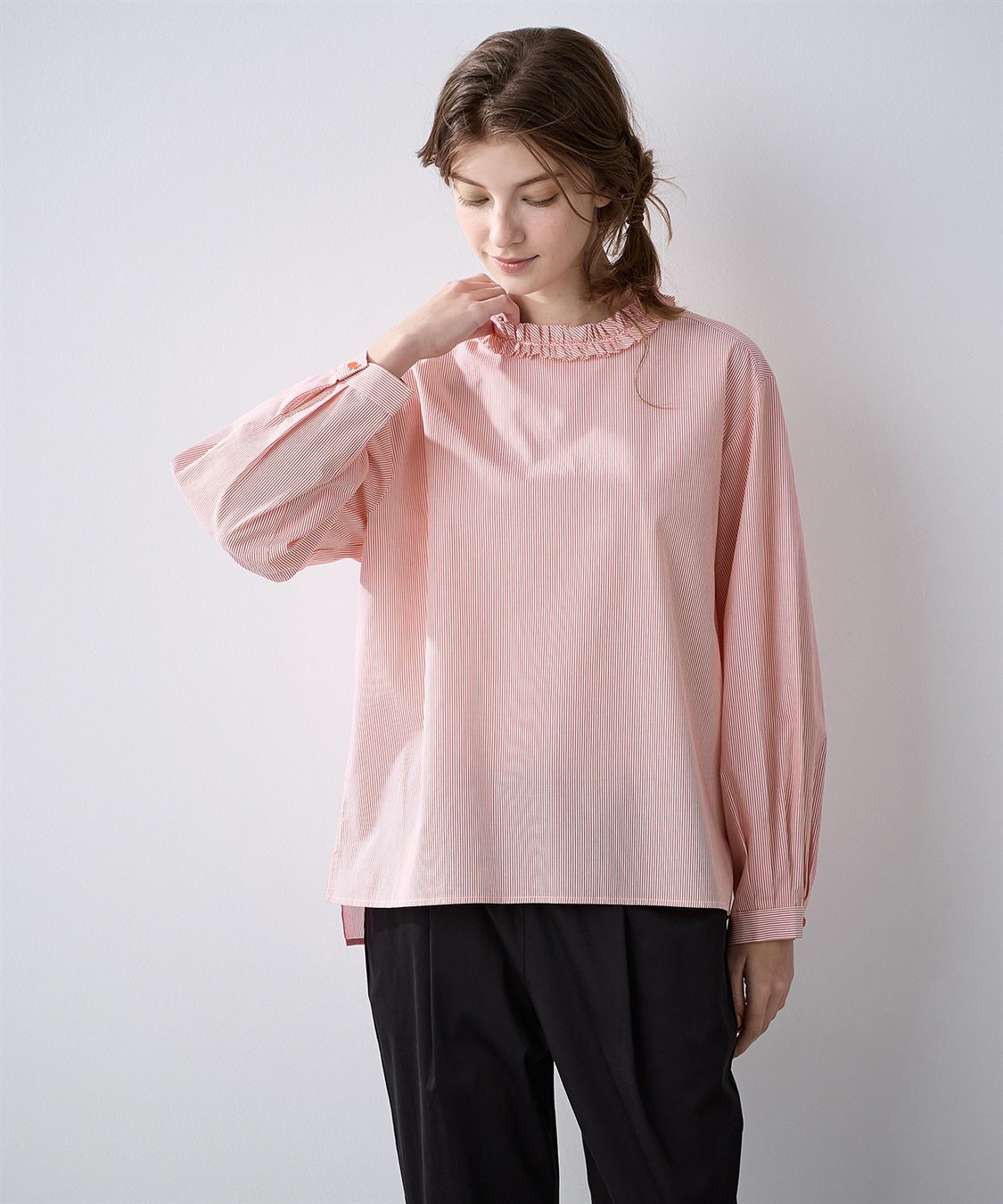 襟フリルブラウス LE SOUK HOLIDAY｜クロスプラス公式通販サイト